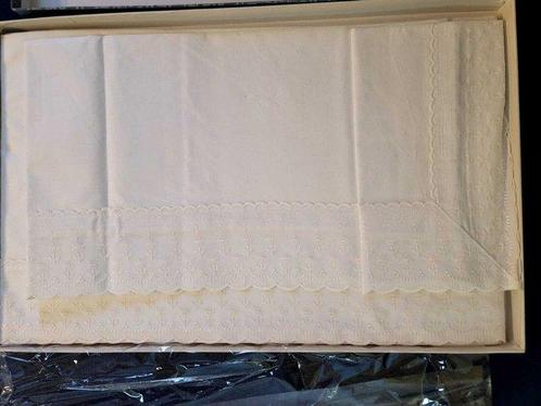 Bruidslinnen set, dB, 3 stuks - Laken (3) - 240 cm - 280 cm, Antiek en Kunst, Antiek | Kleden en Textiel