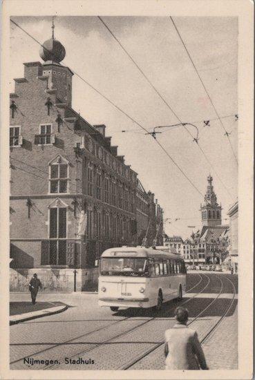 NIJMEGEN - Stadhuis, Verzamelen, Ansichtkaarten | Nederland, Verzenden