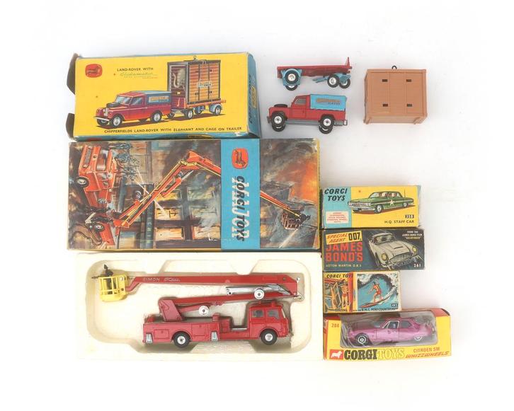 Een kavel modelvoertuigen, Corgi Toys, 20e eeuw (6), Verzamelen, Speelgoed, Gebruikt