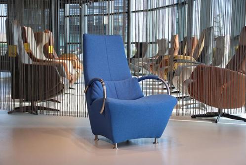 De Toekomst design bijzetfauteuil Panda in Ploegstof blauw, Huis en Inrichting, Fauteuils, Nieuw, Leer, Ophalen of Verzenden