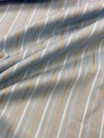 Gestreept weefsel voor kleding, gemaakt in Italië - Textiel