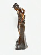 Bloempot - Art Nouveau Vrouw Sculptuur H 42 cm in