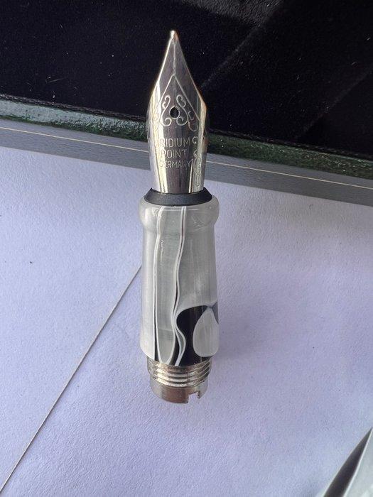 Delta - journal - Vulpen, Verzamelen, Pennenverzamelingen