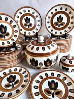 Keramis Boch - BOCH La Louvière - Tafelservies (48) - Model