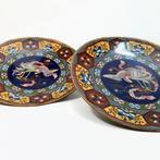 Zeldzaam paar cloisonné schalen (shippo-yaki) met phoenix