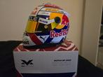 Red Bull Racing - Max Verstappen - 2022 - Scale 1/2 helmet, Verzamelen, Nieuw