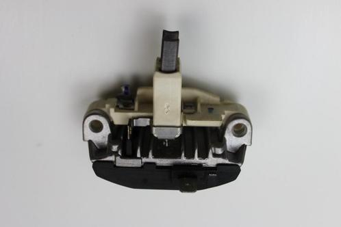 Volvo Bosch Spanningsregelaar Fabrikantcode: 1 197 311 520Me, Auto-onderdelen, Elektronica en Kabels, Nieuw, Volvo, Verzenden