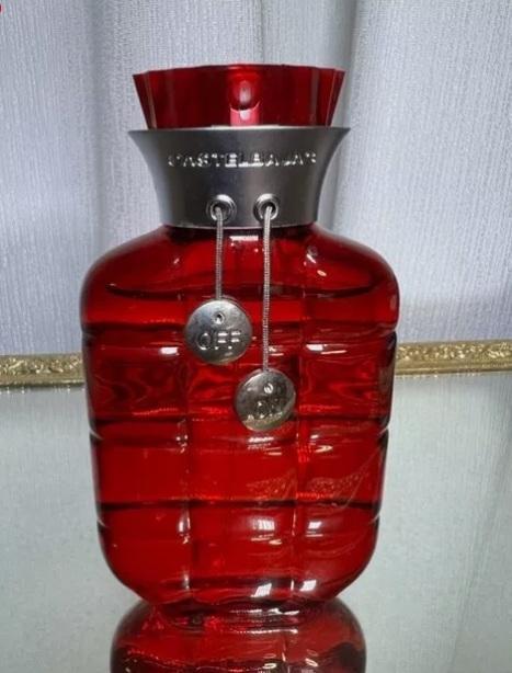 Zeer zeldzaam Castelbajac edp 80 ml. Zeldzame, vintage, Sieraden, Tassen en Uiterlijk, Uiterlijk | Parfum, Verzenden