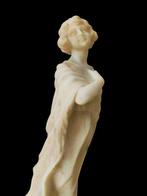 “C. Claudel” Pseudo Signature - sculptuur, Female Sculpture, Antiek en Kunst, Antiek | Keramiek en Aardewerk