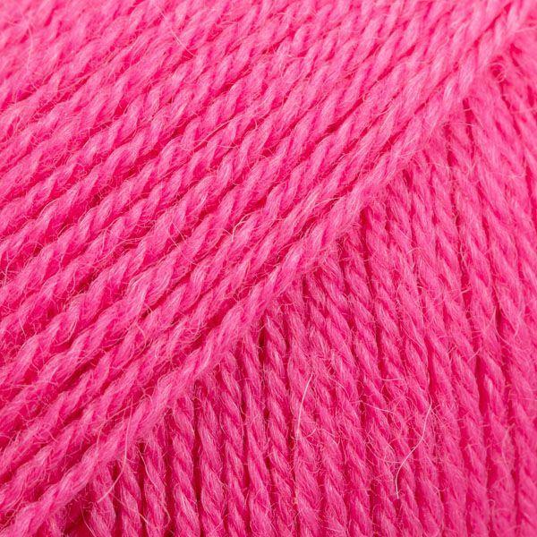 DROPS Flora Uni Colour - 28 magenta - Wol Garen, Hobby en Vrije tijd, Breien en Haken, Ophalen of Verzenden