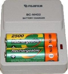 Fujifilm BC-NH02 Acculader voor Oplaadbare AA Batterijen, Audio, Tv en Foto, Fotografie | Doka Toebehoren, Zo goed als nieuw, Verzenden