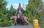sculptuur, indrukwekkend groot bronzen beeld vaneen amazone, Antiek en Kunst