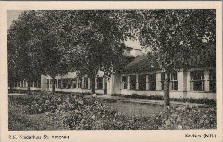 BAKKUM (N. H.) - R.K. Kinderhuis St. Antonius, Verzamelen, Ansichtkaarten | Nederland, Verzenden