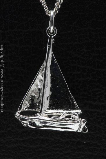 Zilveren Zeilboot ketting hanger, Sieraden, Tassen en Uiterlijk, Kettinghangers, Verzenden