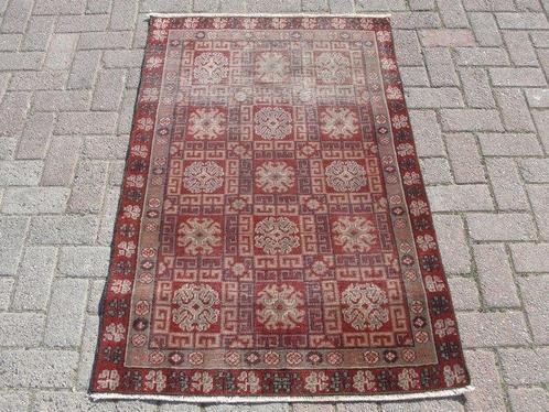 Vloerkleed - 140 cm - 86 cm, Huis en Inrichting, Stoffering | Tapijten en Kleden
