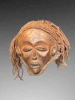 Hoogwaardige chokwé-masker - Ceremoniële chokwé-masker /, Antiek en Kunst