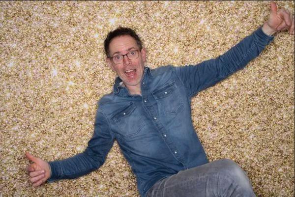 Vrijstaande achterwand huren photo booth (2,1 x 2,1m), Hobby en Vrije tijd, Feestartikelen | Verhuur, Overige, Nieuw, Ophalen of Verzenden