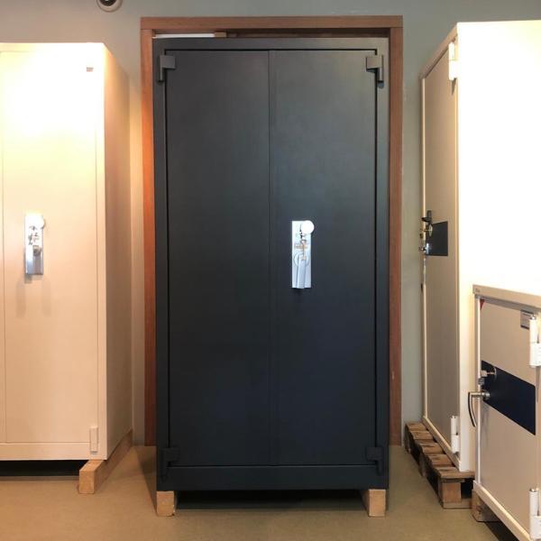 Gebruikte inbraakwerende archiefkast, Huis en Inrichting, Brandblussers en Brandkasten, Gebruikt, Verzenden