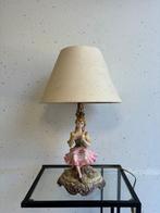 Capodimonte - Tafellamp met beeldje - Italiaans Porseleinen, Antiek en Kunst, Curiosa en Brocante