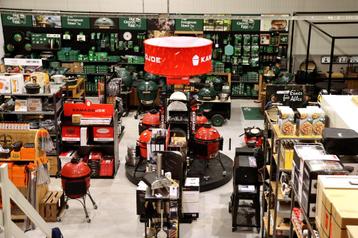 Big Green Egg, Kamado Joe &amp; Bastard – 1000m² winkel beschikbaar voor biedingen