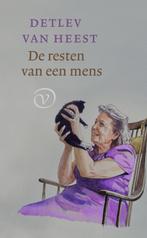 De resten van een mens 9789028251328 Detlev Van Heest, Verzenden, Gelezen, Detlev Van Heest