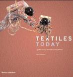 Textiles Today 9780500513811 Chloe Colchester, Gelezen, Chloe Colchester, Verzenden