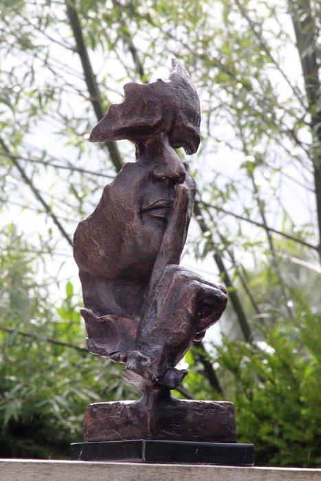 silent face - Figuur - speak no evil - brons marmer, Antiek en Kunst, Kunst | Designobjecten