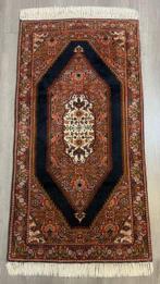 Bidjar - Vloerkleed - 138 cm - 74 cm, Nieuw