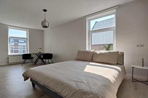 Kamer Claes de Vrieselaan in Rotterdam, Huizen en Kamers, Kamers te huur, 20 tot 35 m², Rotterdam