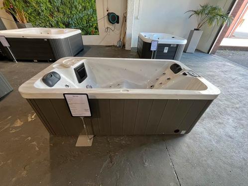 Nieuw - Jacuzzi spa 2-persoons Iseo Balboa, Tuin en Terras, Bubbelbaden en Hottubs, Vast, Nieuw, Filter