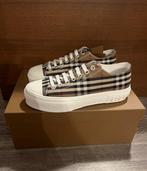 Burberry - Sneakers - Maat: EU 40 - Nieuw met tags, Nieuw