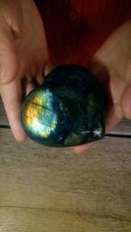 labradoriet Mooi zilveren - gouden - turquoise kleur hart -, Verzamelen, Mineralen en Fossielen