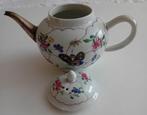 Theepot - Een Chinese theepot in famille rose uit de 18e, Antiek en Kunst