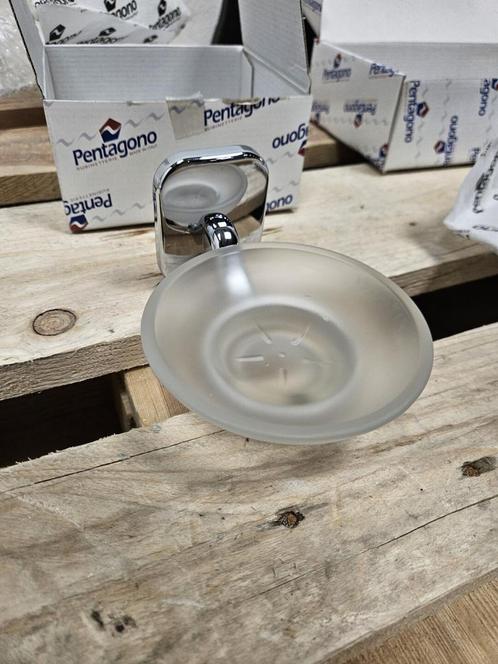 Pentagono zeephouder chroom / mat glas, Doe-het-zelf en Verbouw, Sanitair, Overige typen, Nieuw, Chroom, Ophalen of Verzenden