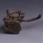 Bronstijd Brons Tweewielige kar beeldje