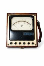 Ancien voltmètre analogique PEKLY - scientifique ,