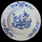 Qianlong - Bord - Porselein - Blauw en wit bord, Antiek en Kunst