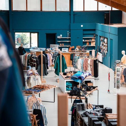 KITE FACTORY de nieuwe grootste kitesurfshop van Nederland!, Watersport en Boten, Kitesurfen, Zo goed als nieuw, Ophalen of Verzenden