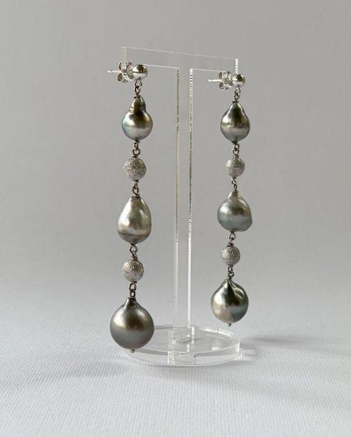 Hangoorbellen - 18 karaat Witgoud Parel, Sieraden, Tassen en Uiterlijk, Antieke sieraden