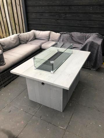 Steigerhouten vuurtafel op maat Vanaf299,50 Gratis bezorging beschikbaar voor biedingen