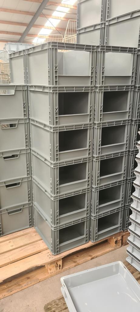 Magazijnbak 400x300x220mm met grijpopening, stapelbaar, Zakelijke goederen, Kantoor en Winkelinrichting | Magazijn, Stelling en Opslag