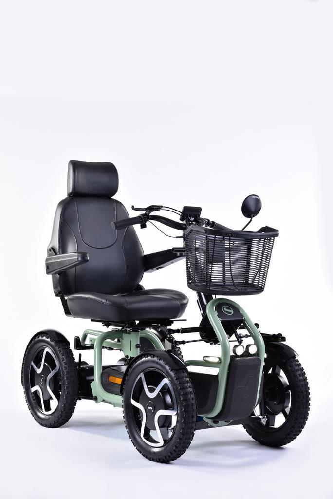 Sterling S800 by Scoozy ruige 4 wiel scootmobiel, Diversen, Brommobielen en Scootmobielen, 46 km of meer, Nieuw, Sterling, 16 km/u of meer