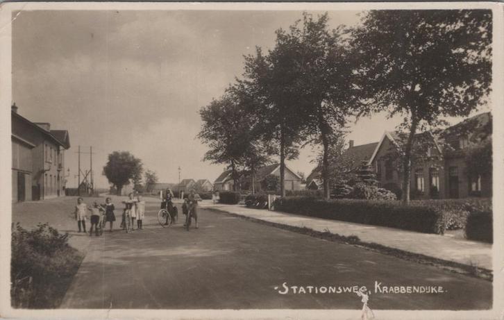 KRABBENDIJKE - Stationsweg, Verzamelen, Ansichtkaarten | Nederland