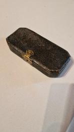Maatbeker - Brons - 1700-1750 - Goud weegschaal