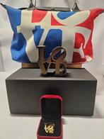 Robert Indiana (1928-2018) - Robert Indiana LOVE + Love Bag
