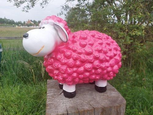 Beeld, funny lamb Color fuchsia - 30 cm - polyresin, Antiek en Kunst, Curiosa en Brocante