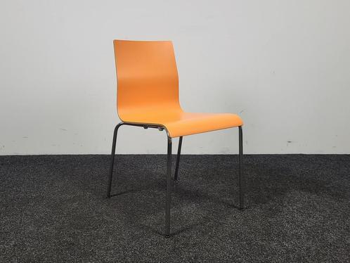 Casala Noa Stoel Oranje, Huis en Inrichting, Stoelen, Gebruikt, Ophalen of Verzenden