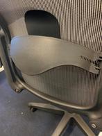 Herman Miller Aeron Remastered Bureaustoel, Maat C, Ergonomisch, Bureaustoel, Zo goed als nieuw, Zwart