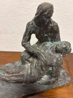 Luigi Teruggi - sculptuur, Pietà - 20 cm - Gepatineerd brons, Antiek en Kunst