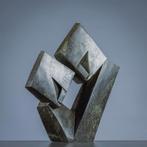 Geometric faces - Head to head - C. Makare
